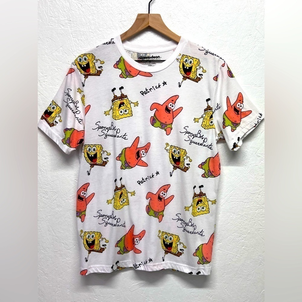 NICKELODEON- SpongeBob T-Shirt - M